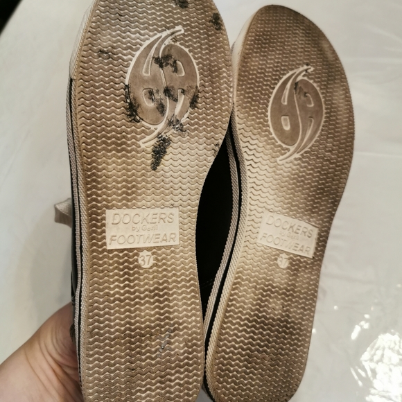 Dockers by Gerli Black Faux Leather Sneakers - Picture 7 of 7